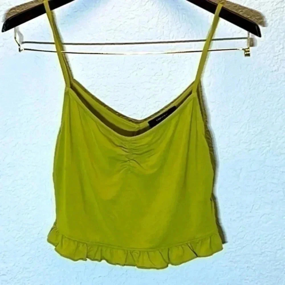 This is a Forever 21 Lime Green Ruffled Crop Camisole Top Size L